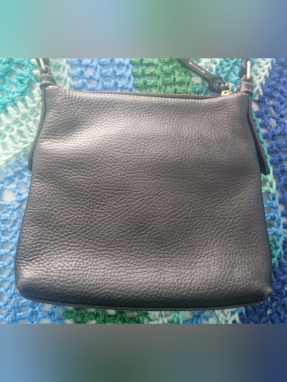 Dooney & Bourke Black Pebbled Leather Letter Carrier Crossbody Bag, GUC - Picture 5 of 12